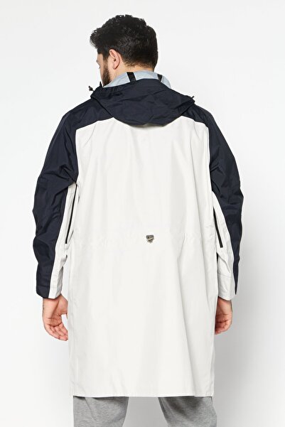 Lacoste Men Hooded Packable Crease Proof Windbreaker Jacket, White