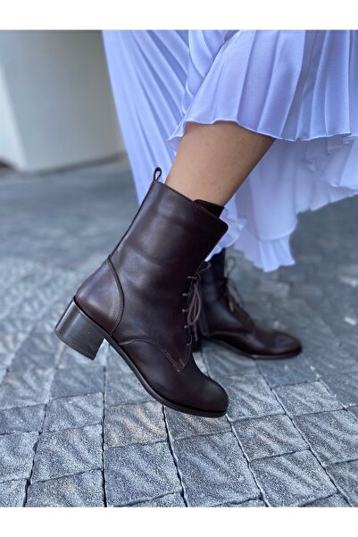 LA PASSION KAHVE KLASİK TOPUKLU DERİ YARIM İPLİ POSTAL