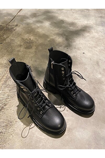 LA PASSION Bileği Lastikli Siyah Bot