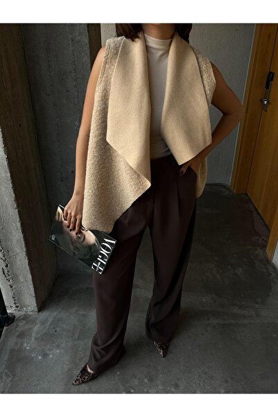 minaaise Women's Beige Asymmetrical Cut Felt Stamp Vest 28122