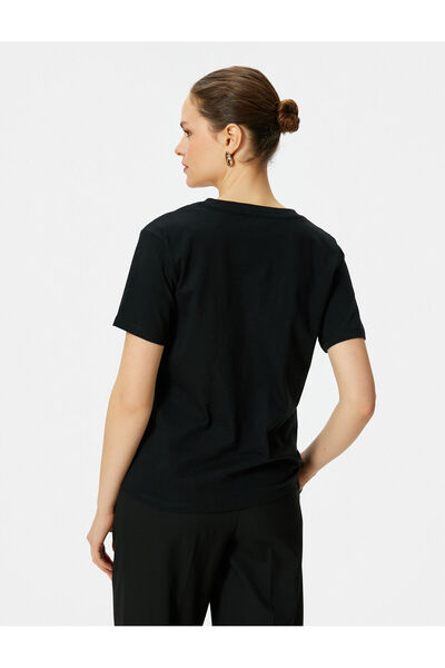 Koton Βασικό T-Shirt Βαμβακερό κοντό μανίκι με λαιμόκοψη
