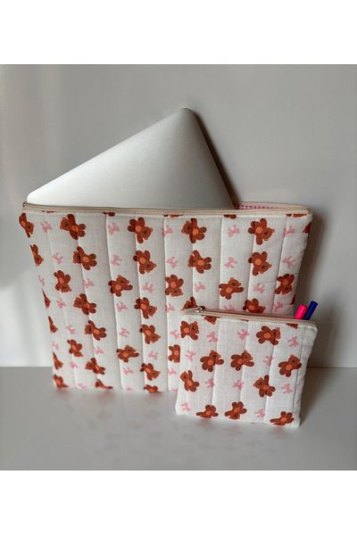 BABY KANGAROO 13 Inch Laptop Case - Teddy Bear and Bow Pattern, Pen Holder Gift