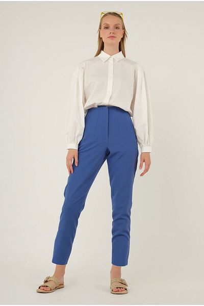 HEQA Pantaloni potriviți Indigo