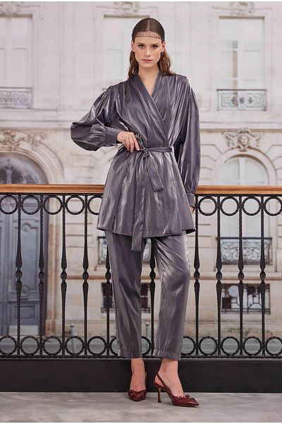 HEQA Black Shawl Collar Suit Set