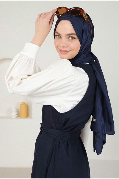 HEQA Navy Blue Jou Pattern Jacquard Shawl
