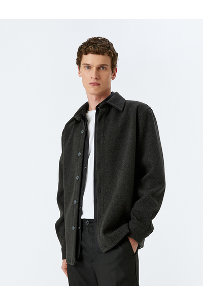 Koton Viskon Karışımlı Düğmeli Regular Fit Uzun Kollu Gömlek