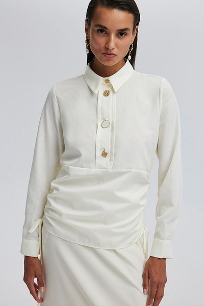 Touché Privé Elegant Blouse with Gathered Waist