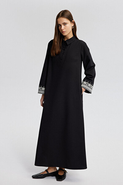 Touché Privé VYŠÍVANÉ POPLÍNOVÉ ŠATY S RUKÁVEM