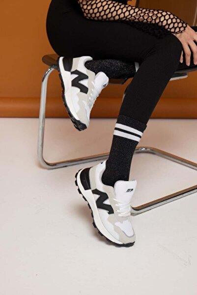 M.P. Kadın Bağcıklı Beyaz-Siyah Sneaker