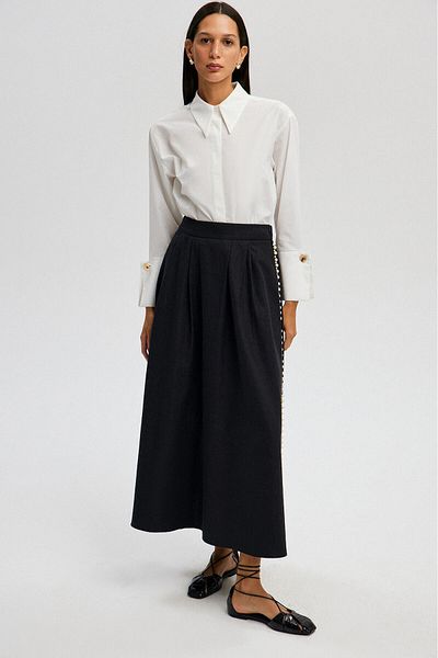 Touché Privé PEARL DETAILED LINEN SKIRT