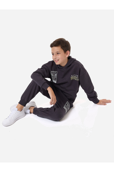 Victor and Jane By Styli Printed Hoodie with Front Pocket & Joggers Set