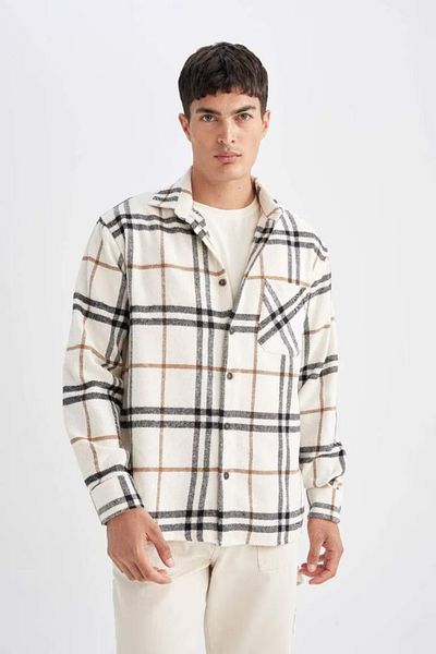 DeFacto Regular Fit kariertes Holzfäller-Flanell-Langarmshirt D4131ax24au