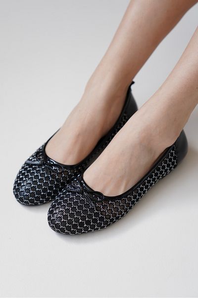 Lizzu Women's Black Lace Ballerinas - Diena