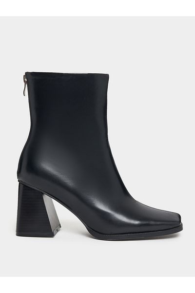 Raid By Styli Square Toe Block Heel Leather Boots