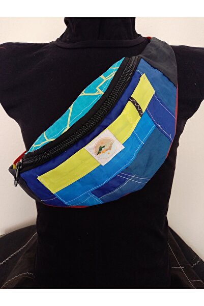 Upcycled bel çantası