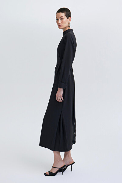 Touché Privé Krepové šaty - Pásek v pase