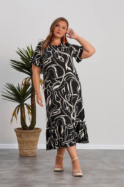 Hermevsim Dora Plus Size - Μαύρο φόρεμα με μοτίβο βολάν