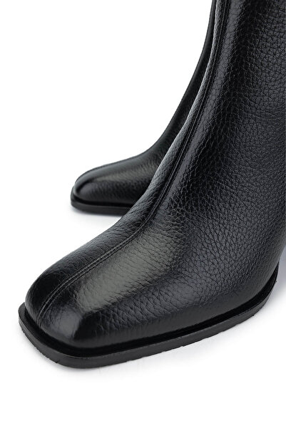 Tamer Tanca Kadın Hakiki Deri Siyah Floter Topuklu Bot