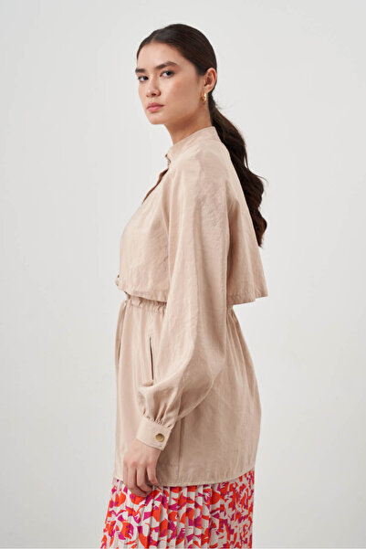 Mizalle Çıtçıtlı Kısa Bej Trenç