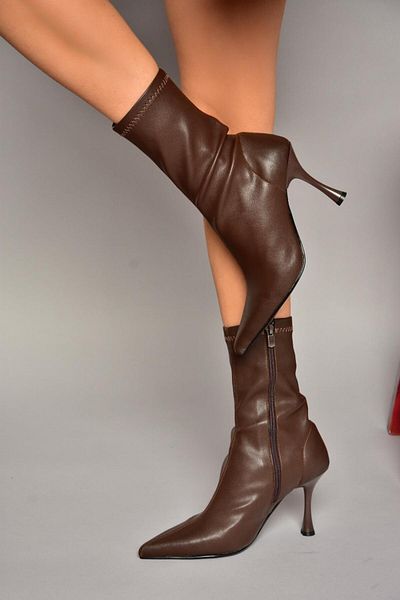 Fox Shoes T 752582409   Braune Damenstiefel aus Stretch-Leder mit dünnem Absatz