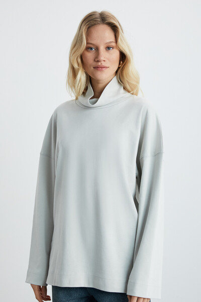 GRIMELANGE Hermine Women's Interlock Fabric Lightweight Throat Oversize Modest Gray Sweatshirt