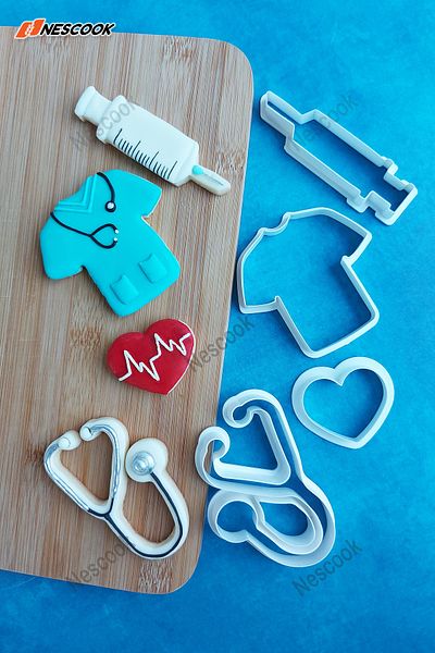 nescook 4-Piece Doctor and Nurse Stethoscope Cookie and Sugar Pulp Mold / Cutter / Cake Mold