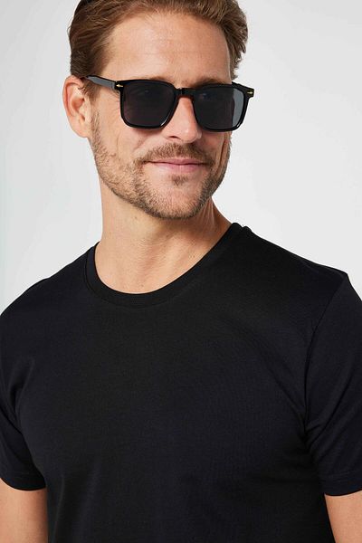 Tudors Unisex Slim Fit Slim Fit 100% bavlna Měkká textura Černé tričko s výstřihem