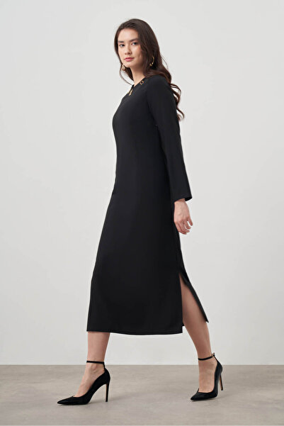 Mizalle Black Dress with Ornamental Collar