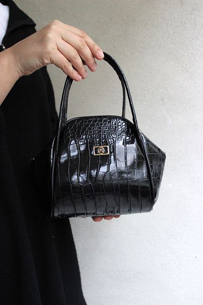 mossi Crocodile Skin Look Black Women's Hand and Shoulder Bag