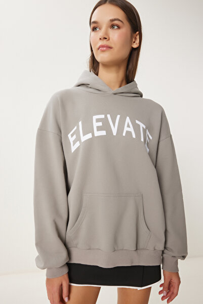 Happiness İstanbul Kadın Gri Kapüşonlu Baskılı Oversize Örme Sweatshirt CE00095