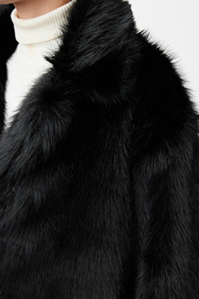 Trendyol Collection Oversize černý kožich - Twoaw25Mo00155