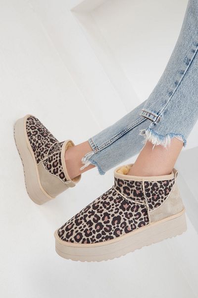 SOHO Beigefarbene Damenstiefel mit Leopardenmuster – Modell Bootie 20026