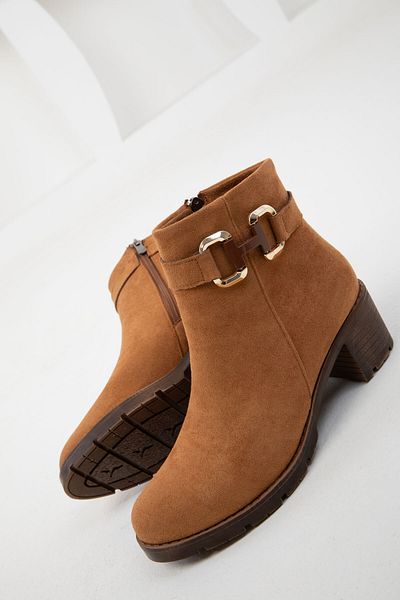 SOHO Damenstiefel aus hellbraunem Wildleder – Modell 19634 Bootie