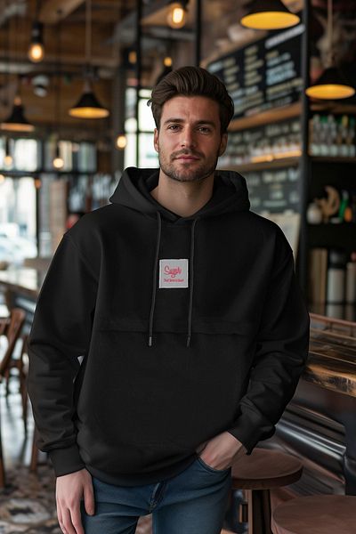 Trendyol Collection Φούτερ με μαύρη κουκούλα - Λεπτομέρεια κανονικής κοπής, ετικέτας και ραφής Tmnaw25sw00191