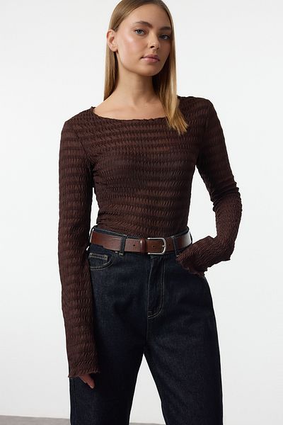 Trendyol Collection Καφέ πλεκτή μπλούζα με ελαστική υφή - Εφαρμόζεται στο σώμα, λεπτομέρεια από τούλι TWOAW25BZ00207
