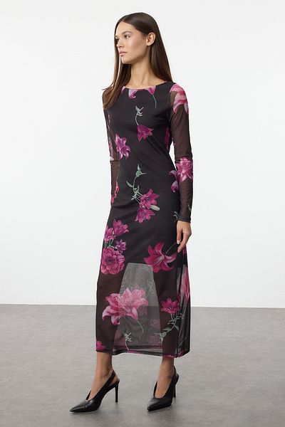 Trendyol Collection Ροζ φλοράλ πλεκτό φόρεμα με φόδρα από τούλι με επένδυση στο λαιμό TWOAW24EL00605