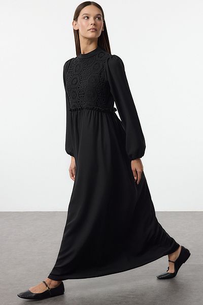 Trendyol Modest Černé tkané šaty Guipure/Fisto Tctaw24Eb00110