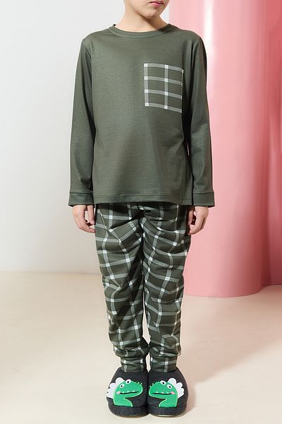 TRENDYOLKIDS Khaki fiú kötött pizsama szett - kockás és kockás minta, alsó-felső öltöny TKDAW25AU00113