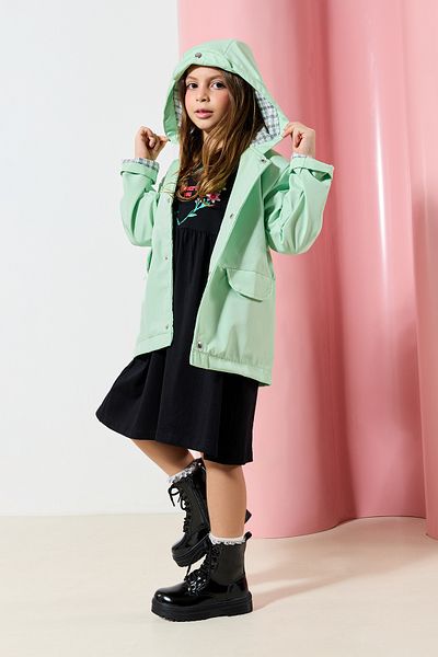TRENDYOLKIDS Mint Unisex wasserdichte Regenmanteljacke mit Kapuze – TKDAW25CE00001