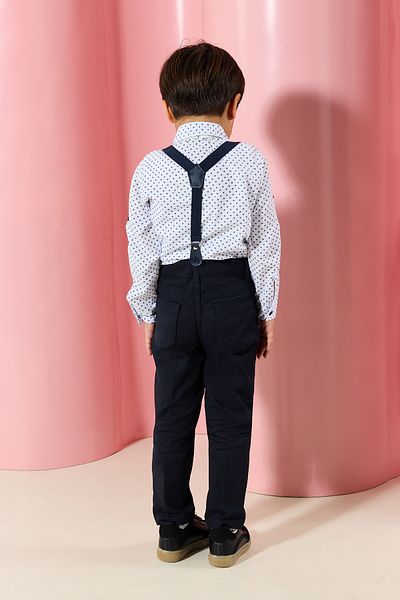 TRENDYOLKIDS 3 db fehér csokornyakkendő pöttyös ing és nadrág szett - pántos TKDSS24AU00025