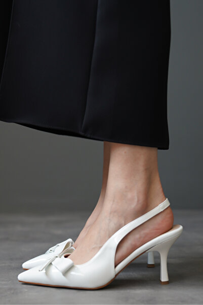 Lizzu Bílá lakovaná kůže Jorna - Dámské boty na podpatku s designovou přezkou