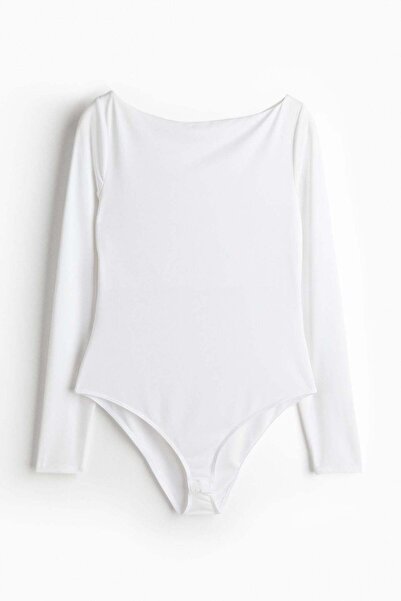 H&M جسم على شكل قارب