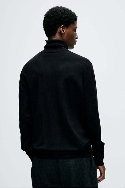 H&M Slim Fit Fine-knit polo-neck jumper