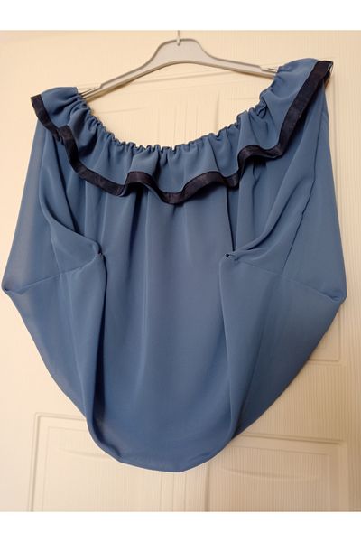 KobalBusiness Lattice Tulle- Multi Chiffon Blue Gray 185 cm Model with Circumferential Black Organza Ribbon.