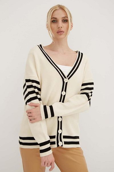 Fashion Friends 24K0511K1 Women's V-Neck Buttoned Cardigan