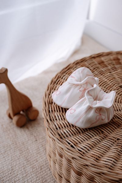 Atelier Babbi Booties - Ribbon / Pink
