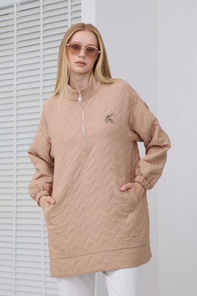 Moodbasic Tunica matlasata cu guler vertical
