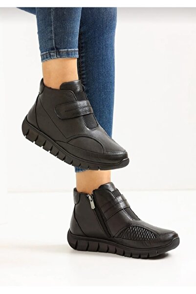 Özkan Ayakkabı Kemik Çıkıntısına Özel Hakiki Deri Cırtlı Fermuarlı Siyah Kaymaz Kaucuk Taban Anne Bot