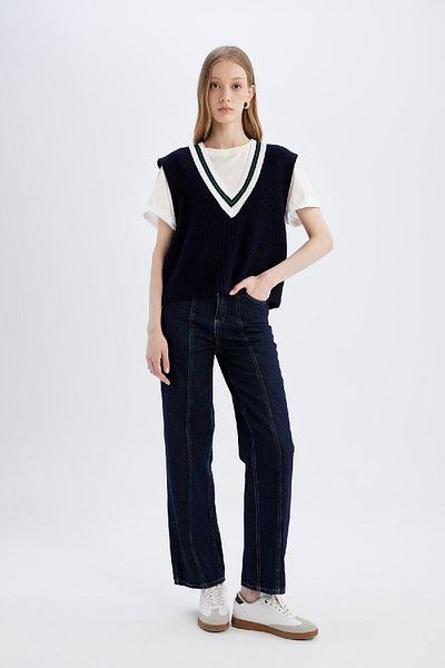 DeFacto Regular Fit V-Ausschnitt Thessaloniki gestrickte Strickpullover Tyc9d8e2ba88758e8c8c2158
