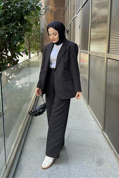Oven Black Striped Plaszo Pants